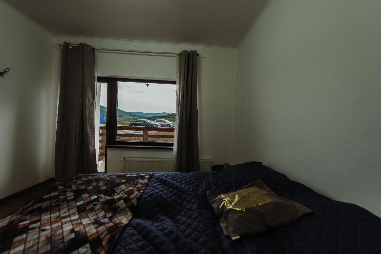 Pensiunea Casa Negrea Ighiu 外观 照片